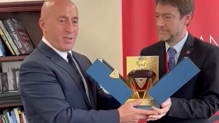 Haradinaj: Le monde entier comprenait la définition des Albanais aux côtés de l'Amérique