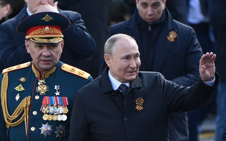 The Times) analyze Putin's speech. No strategy for war, but patriotic and nationalistic declaration and no word for victory
