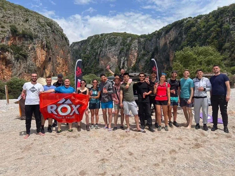 Drina lactée et Rox inarrêtables pour soutenir le sport et la jeunesse