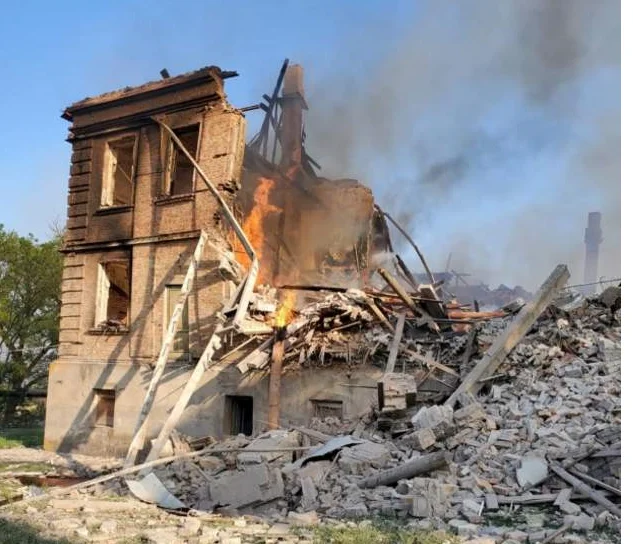 Luhansk Governor: Small Chances to Survive School