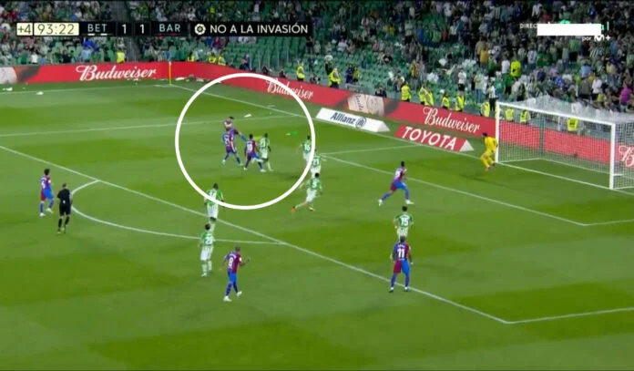 Did you sleep? Look again at Yordi Albas' goal of Real Betis.