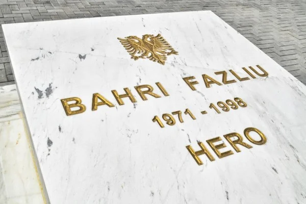 24 ans de Bahri Fazliou chute