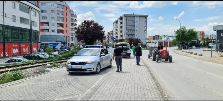 Un accidente en Kline: El tren golpea un camión