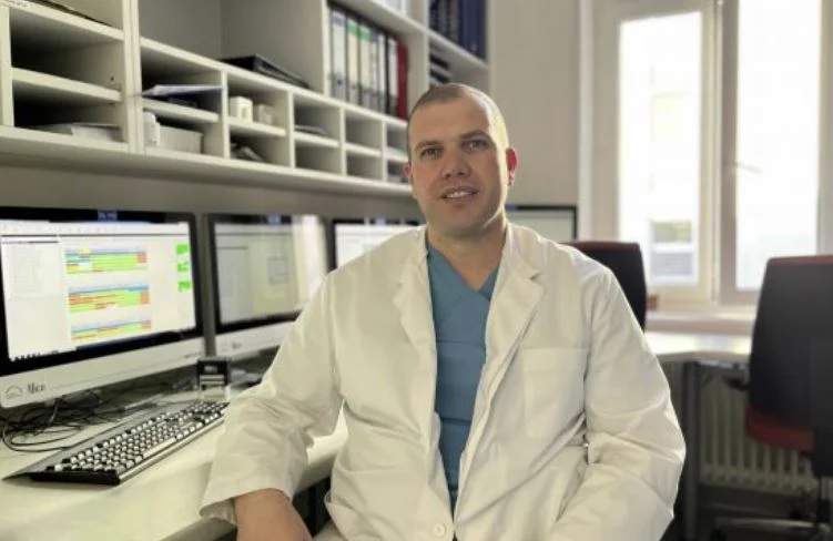 The doctor leaving Kosovo: I'll get ten times the salary in Germany