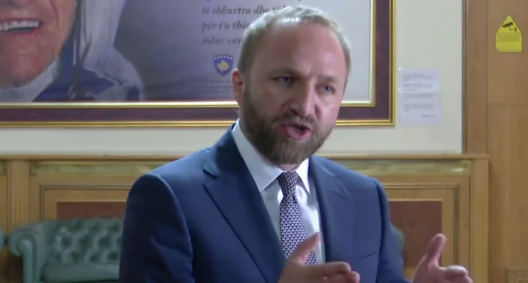 Tahiri: Pa u zbardhë 125 milionëshi i rrymës e pse u dyfishu çmimi, seancat nuk vazhdojnë në normalitet
