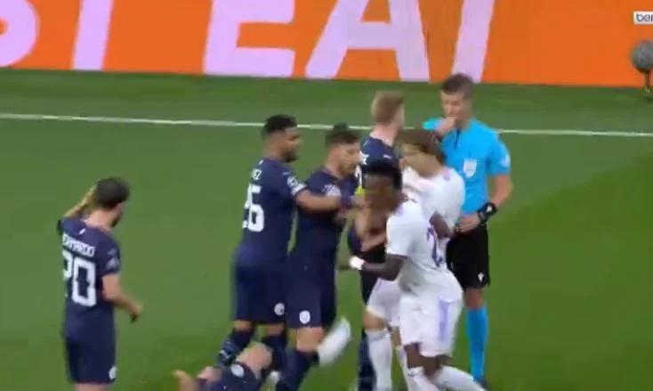 Tensione dai primi minuti Modric tiene sulla gola di City Laporten