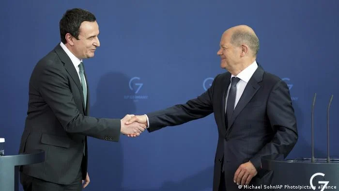 ¿Qué pidió el Canciller Scholz a Kurti por