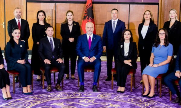 Ethical Code: Ministers in Albania are forbidden to go to bars, casinos and meet businessmen