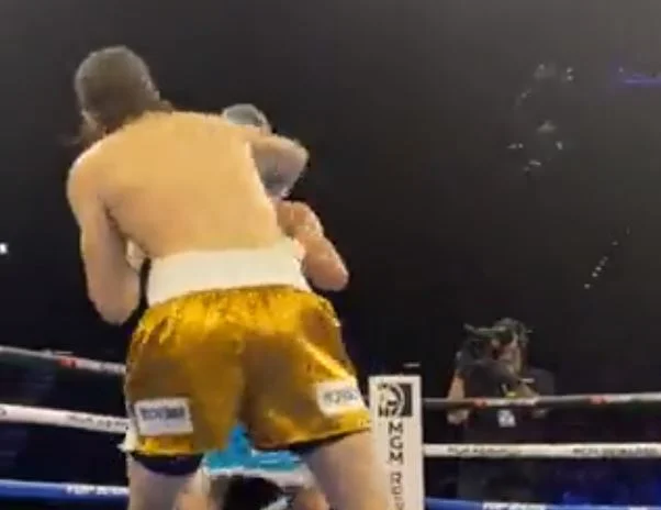 Nokauti, who ignored rival Muhammad Ali's Nip, had practiced the blow before the start of the Mechi