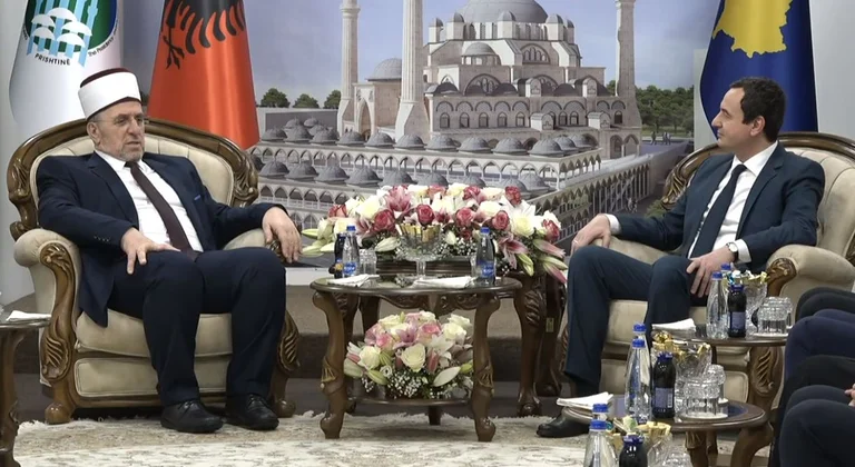 Kurti visits BIK, thanks Ternava for the contribution made to Kosovo's statehood