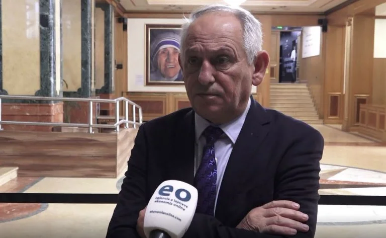 Dresaj criticises Minister Latifi for his job: Reforms That Allow Quality Services Needed