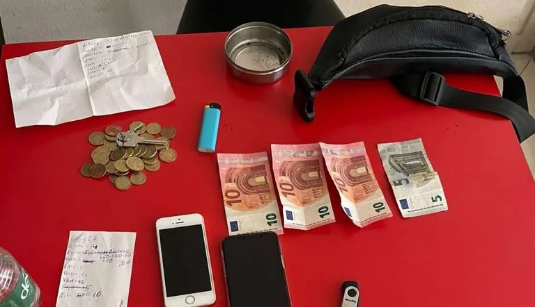 Organiser le jeu illégal, deux personnes arrêtées à Skenderaj