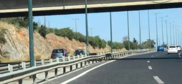 Schwerer Unfall in Thessaloniki, 26 Jahre alt Albaner traf 59 Jahre altes Auto zum Tode