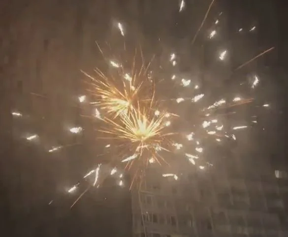 Everston with the Premierliga life fight The fans explode fireworks to get rid of the Chelsea players