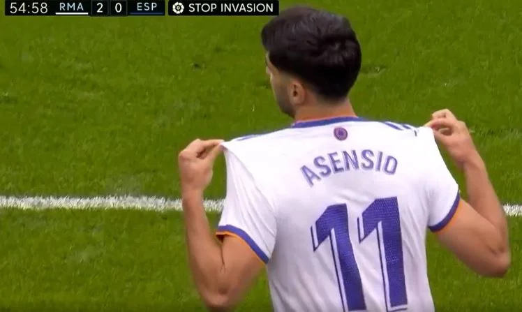 Quelle belle asceon de l'équipe du Real Madrid Asensio ne rate jamais