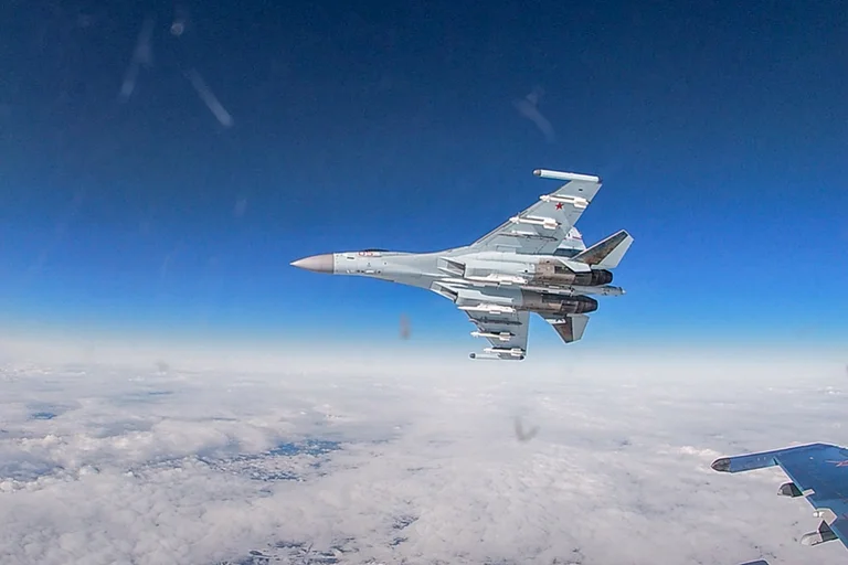 Russian aircraft provokes, violates Swedish airspace