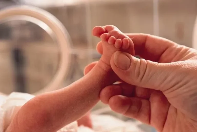 Fear - inspiring statistics: Albanians no longer bear children