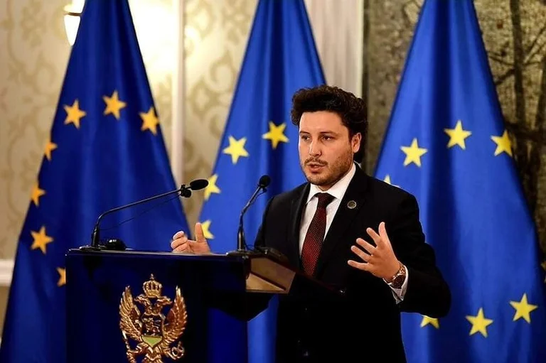 Ali Ahmeti gratuliert Montenegrin Premierminister Dritan Abazovic