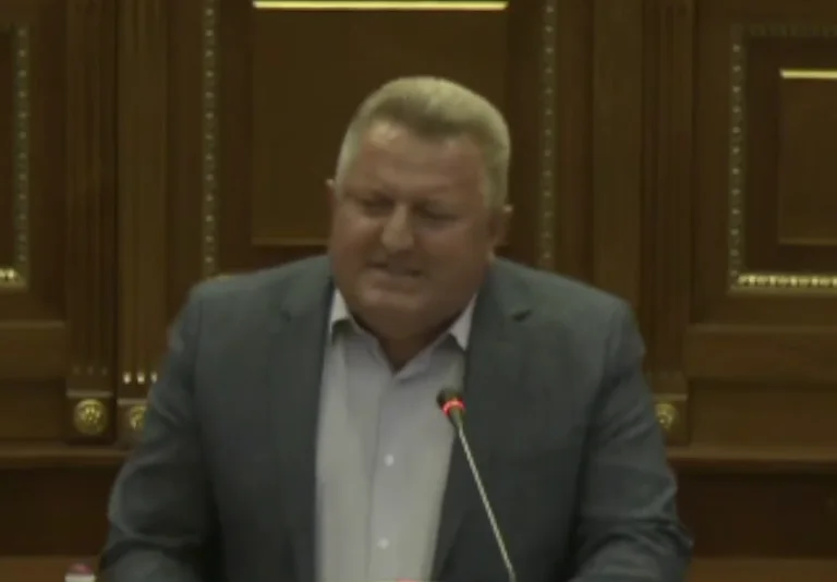 MP Berisha praises Vetevendosje: You've been certified as fraud specialists, well done!