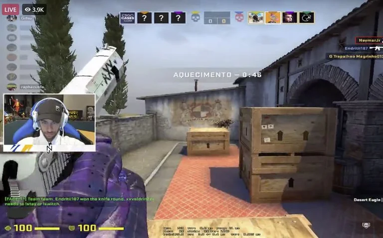Neymar begs out of nowhere playing Champions League game, he plays CS:GO