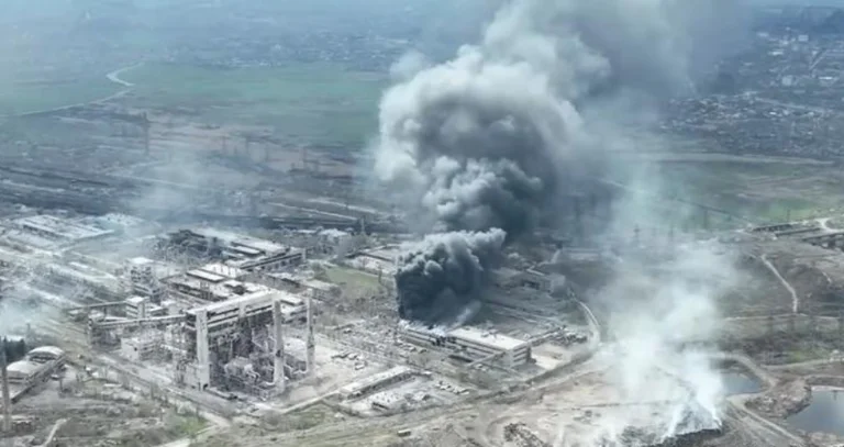 Commandant ukrainien de l'usine Azovstal : plus de 600 civils et guerriers sont en état grave