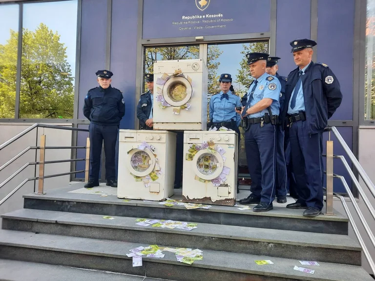 Le scandale de Berisha, action de la DSP pour “blanchiment d'argent” devant le gouvernement