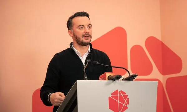 PSD) mène aujourd'hui une action près du Théâtre National