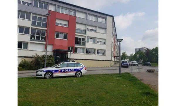 Tragedia: la coppia del Kosovo trovata uccisa nella loro residenza francese