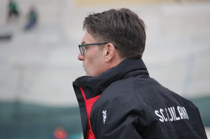 Ismet Munish statistiques avec Gjilan Victoire, freins et perte