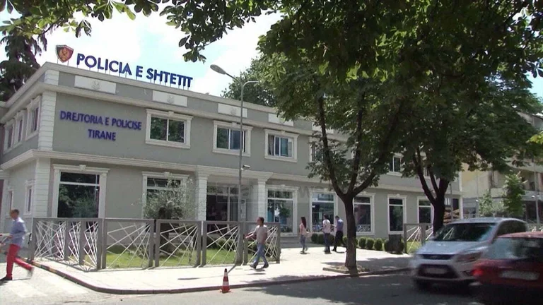 Ha corrotto i cittadini a Tirana e ha ricevuto 135 mila euro, 30 anni di arresto del Kosovo