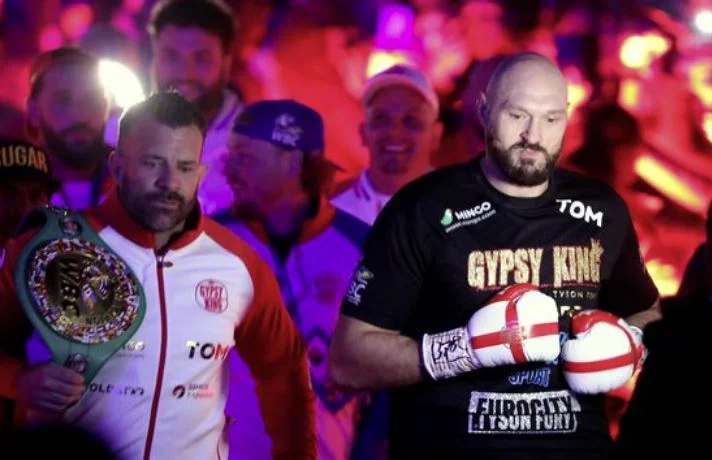 Tyson Furys Fehler vor Mac. Schau dir an, was der britische Boxer getan hat.