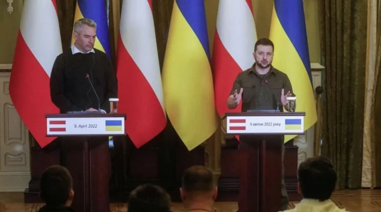 Surprise Austria Turns Up for Ukraine to Win EU Candidate