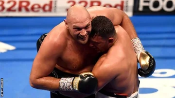 Wer war der albanische Boxer, der die Brunnen hatte, um mit Tyson Fury zu kämpfen?