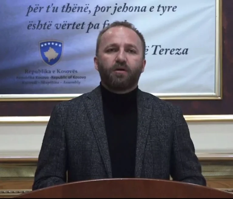 Tahiri: Martin Berishaj Kurti sessista, mafia energetica serba