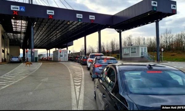 Continued circulation of sticky paper even though the deal expired yesterday, view from the border points