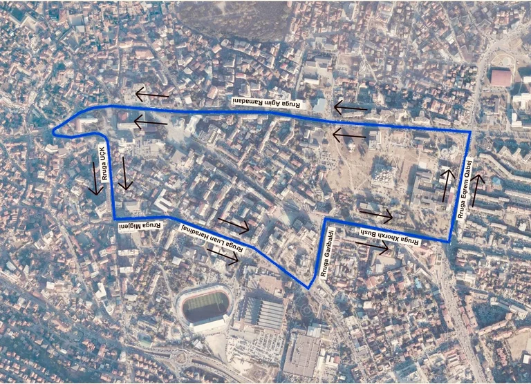 Nei fine settimana due strade principali di Pristina tornano a una strada