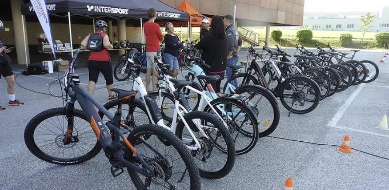 Kosovar con gli amici rubare oltre 250 biciclette ed e-bike in Svizzera, poi venderle al Kosovo