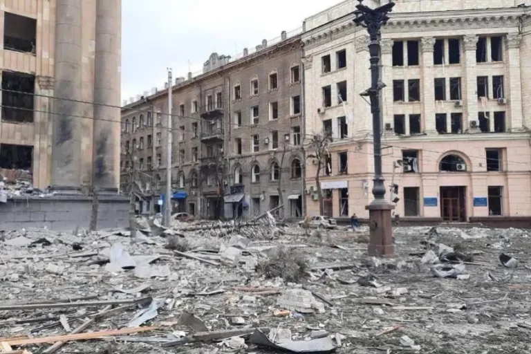 Kharkiwi Chairman: Die Stadt wird intensiv bombardiert