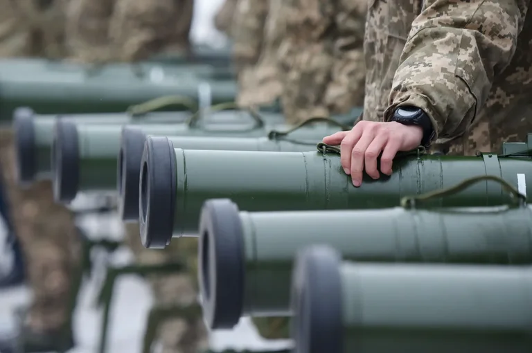 Jerusalem Post: Werden die Waffen der Ukraine in die falschen Hände gespendet?