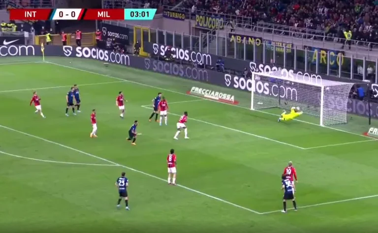 Madness, i Volley più belli non hanno visto i miei occhi, Martinez e Abrahamdon Milan.