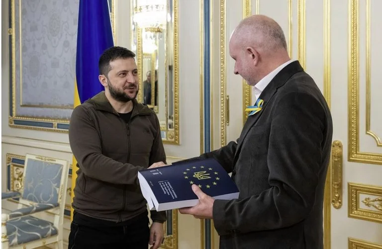 Ucraina consegna il questionario dell'adesione all'UE