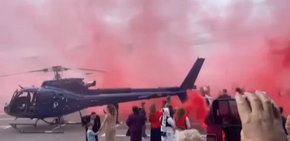 Mitrovica: Crushes erhalten die Braut mit dem Hubschrauber