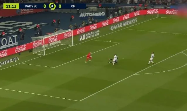 Wooo, what a great goal Neymar has scored, his leg makes imagination.