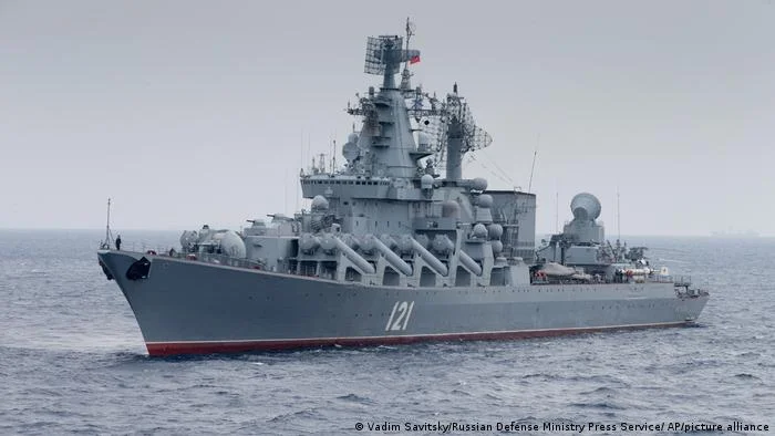 Russian naval leader meets with battleship crew destroyed by Ukrainians