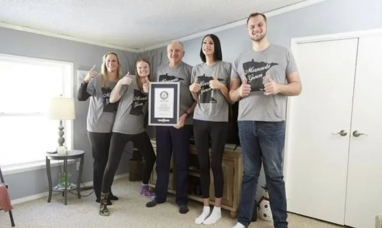 La famille la plus longue du monde entre dans Guinness Records