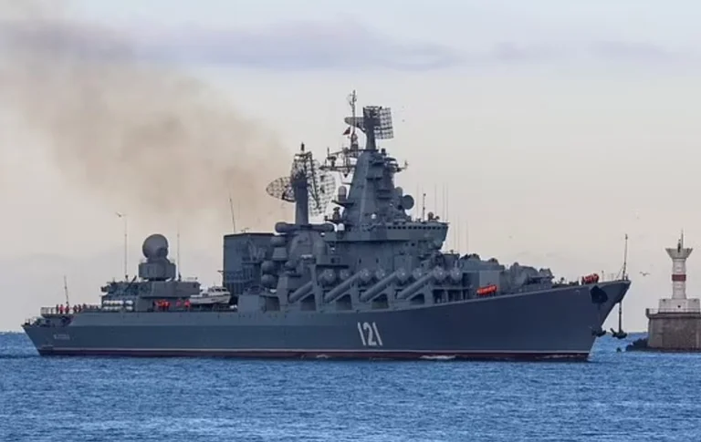 Luftanija Moscou coule, l'Ukraine dit