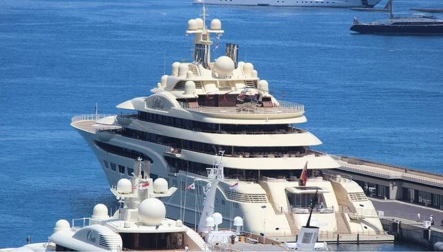 Largest in the world, Germany marks the superfluous of Russian oligarch's sister