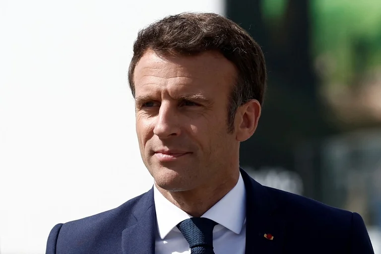 Macron explique après des allégations qu'il n'a pas appelé le génocide de guerre de la Russie