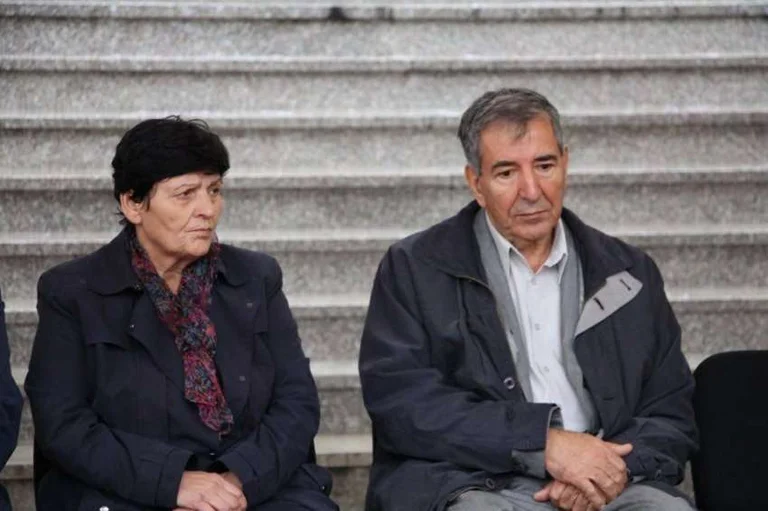 Milaim Zeka: Non capisco come una famiglia patriottica, Dehar, lascia andare e zagarice.