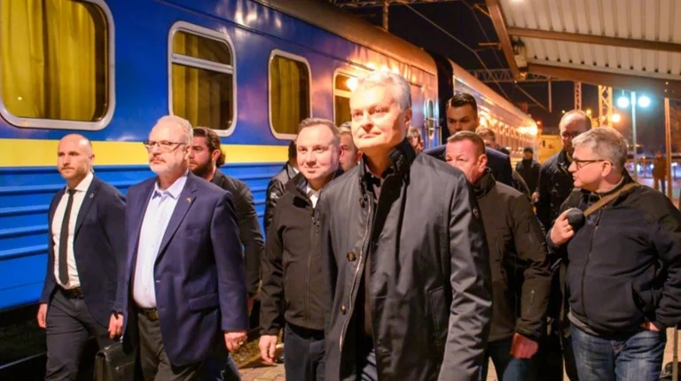Le leader lituanien se rend à Kiev pour rencontrer Zelensky